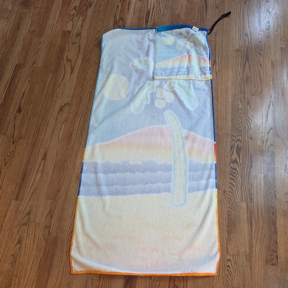 Beach in a Bag Towel Tropical Palm Tree Sunset Folds Easy Carry Pool Packable